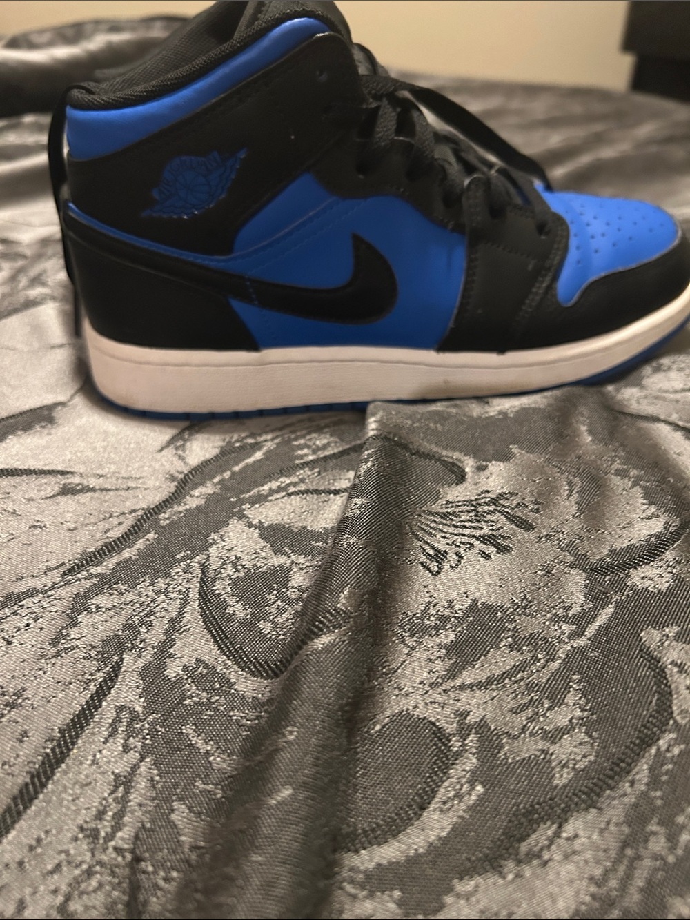 Nike Black and Royal Blue Mid-Top Sneaker